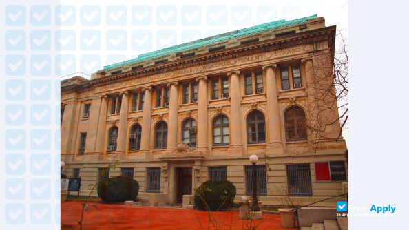 Foto de la Boricua College #5