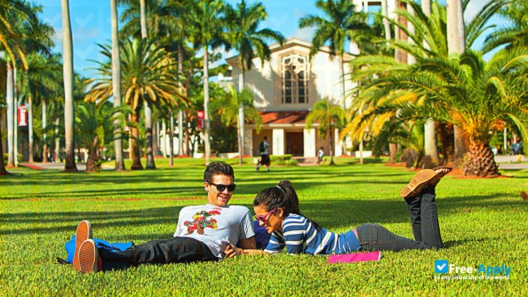 Foto de la Barry University #2