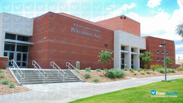 Photo de l’Barstow College #5