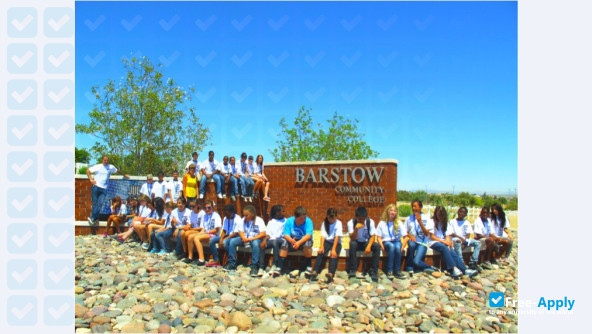 Photo de l’Barstow College #4