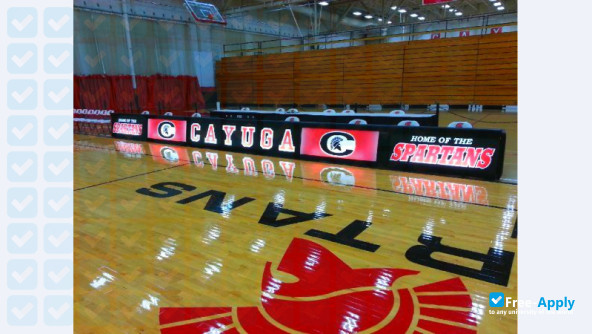 Foto de la Cayuga Community College #6