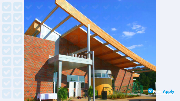 Foto de la Central Carolina Community College #7