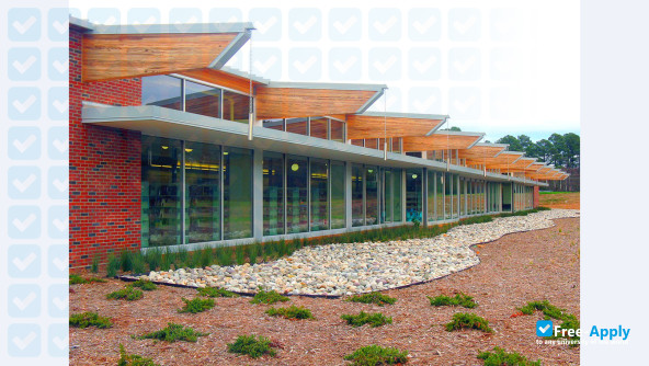 Foto de la Central Carolina Community College #3