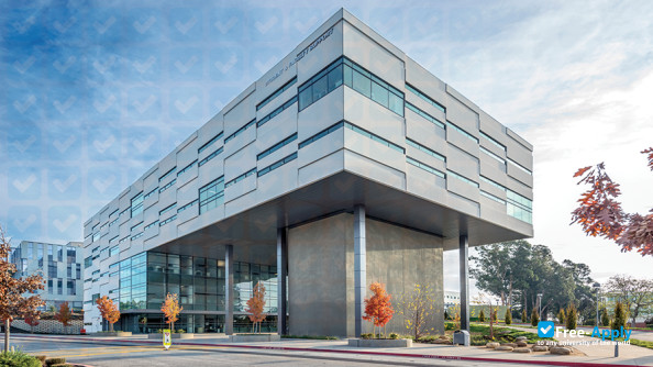 California State University, East Bay фотография №19