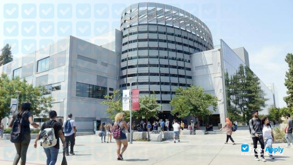 Photo de l’California State University, Fresno #4