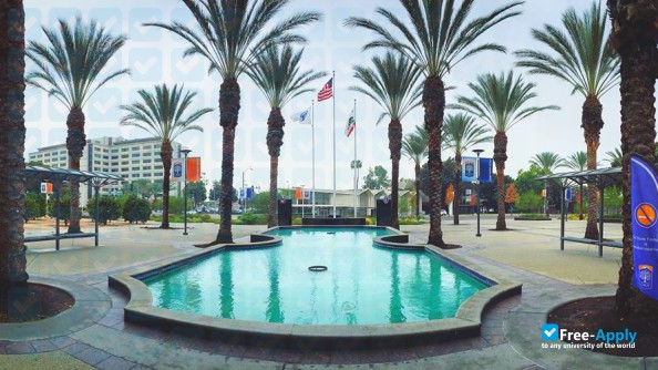 California State University, Fullerton photo #16
