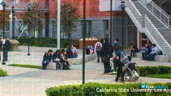 Photo de l’California State University, Los Angeles #9