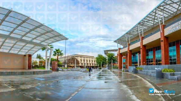 Photo de l’California State University, Los Angeles #15