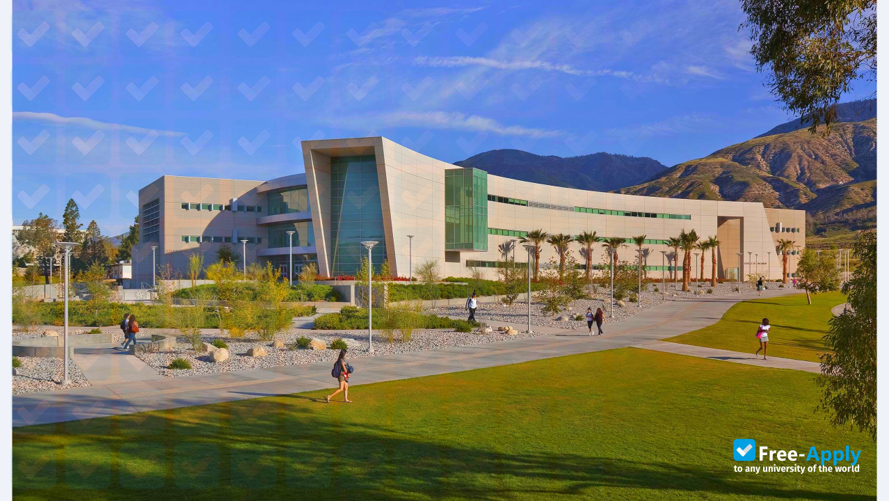 Photo de l’California State University, San Bernardino #11