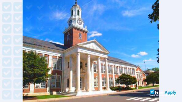 Central Connecticut State University photo #6