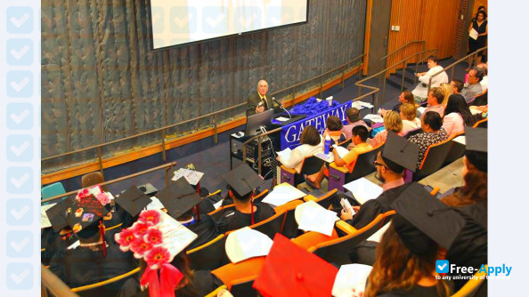 Foto de la Bristol Community College #10