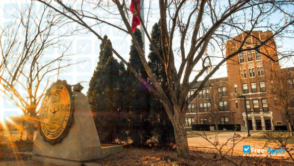 Central Michigan University photo #2