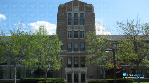 Central Michigan University photo #8