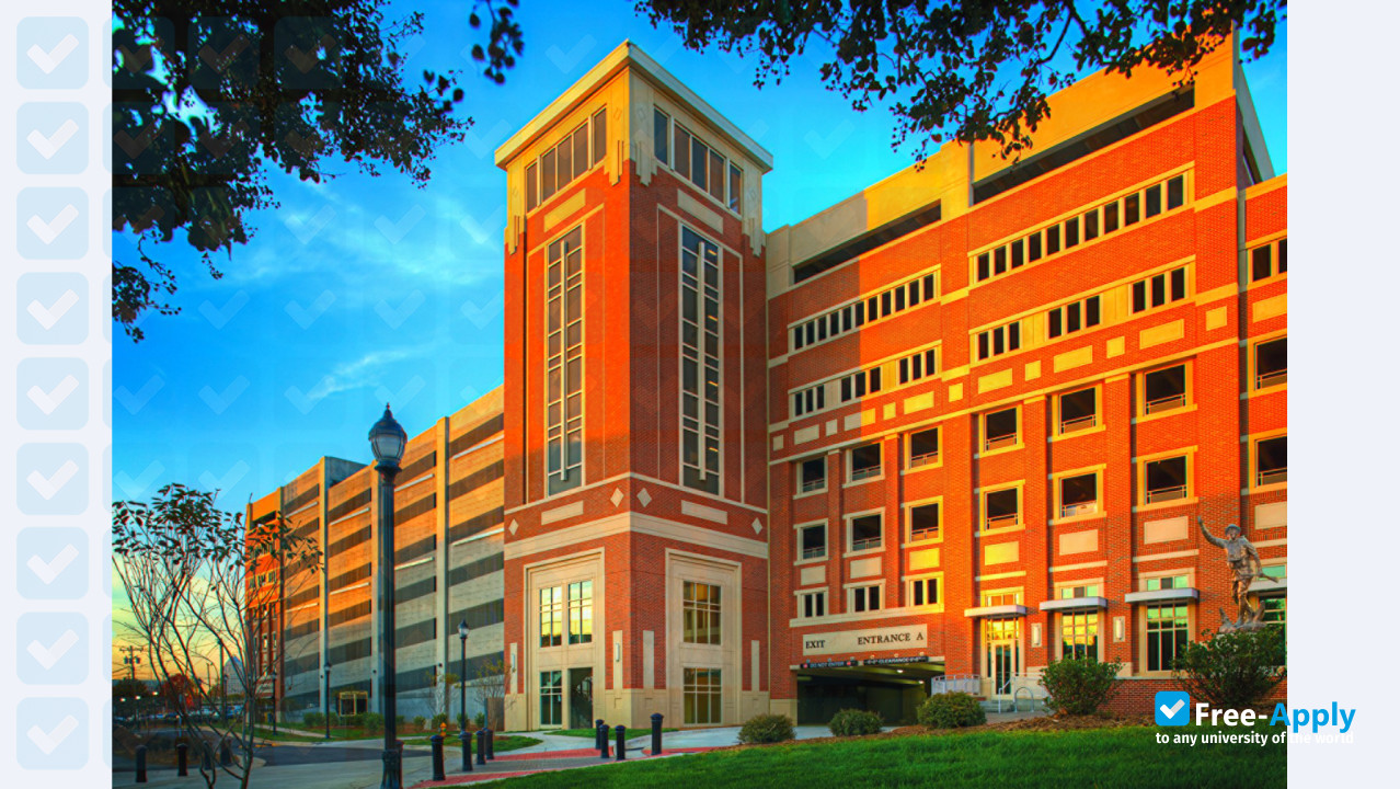 Central Piedmont Community College photo #5