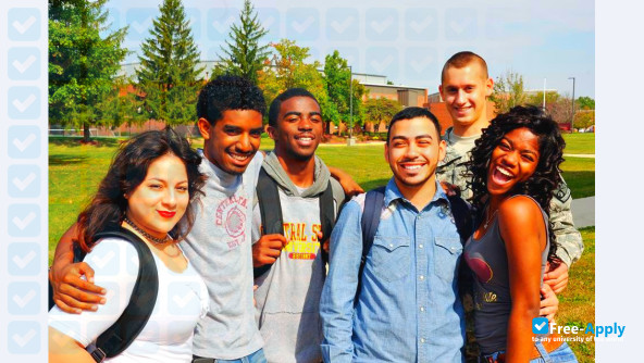 Foto de la Central State University #6