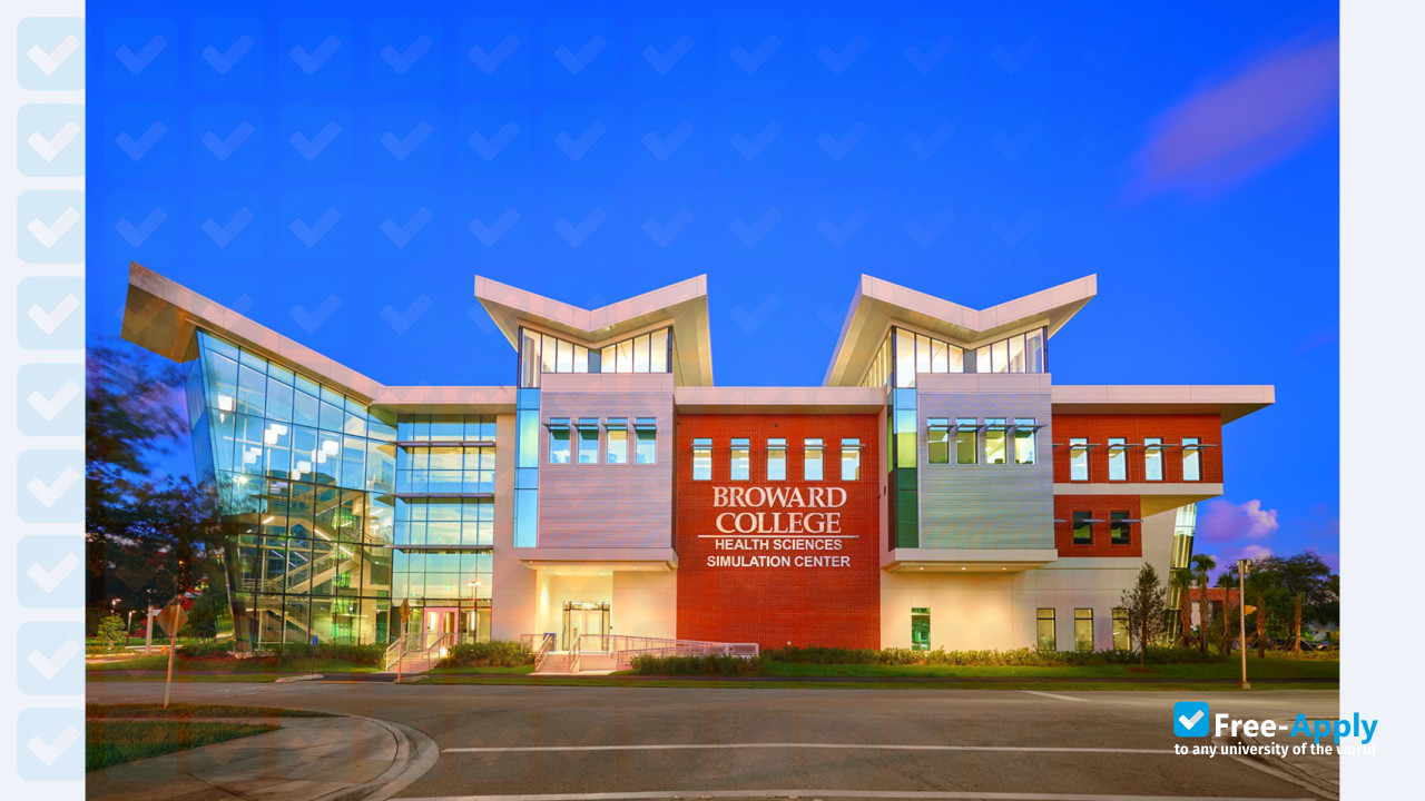 Broward College photo #11
