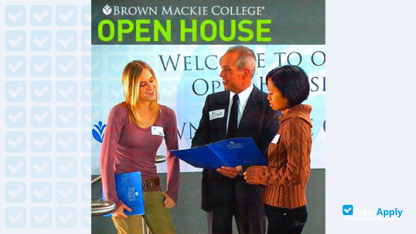 Photo de l’Brown Mackie College #3