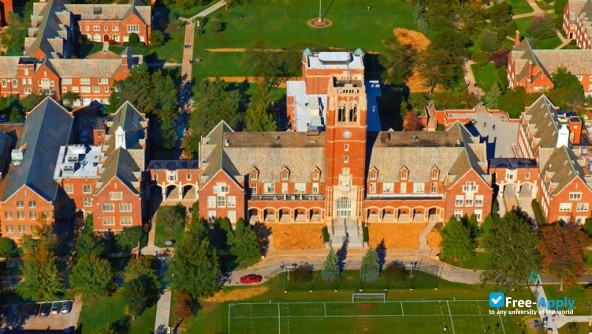Carroll University фотография №10
