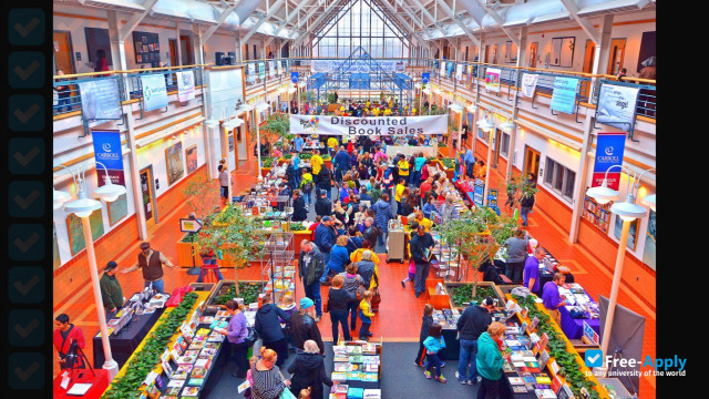 Photo de l’Carroll Community College #3