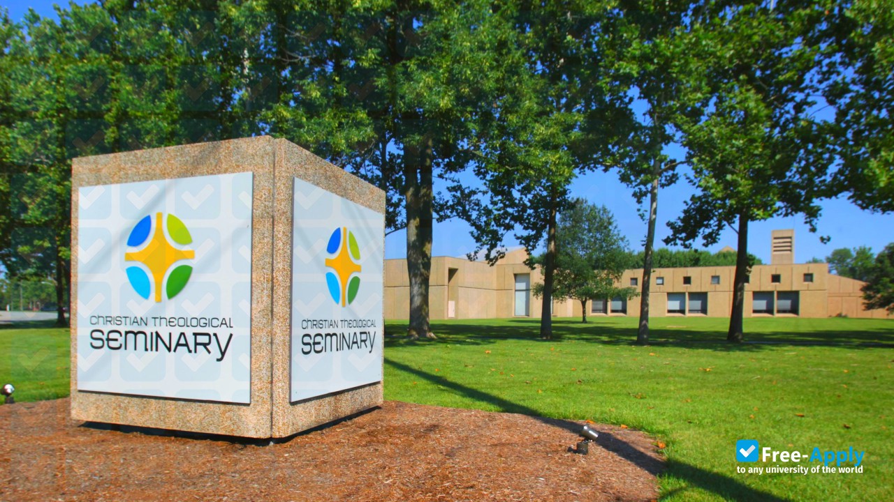 Foto de la Christian Theological Seminary #5