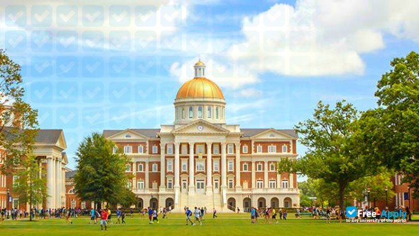 Foto de la Christopher Newport University #4