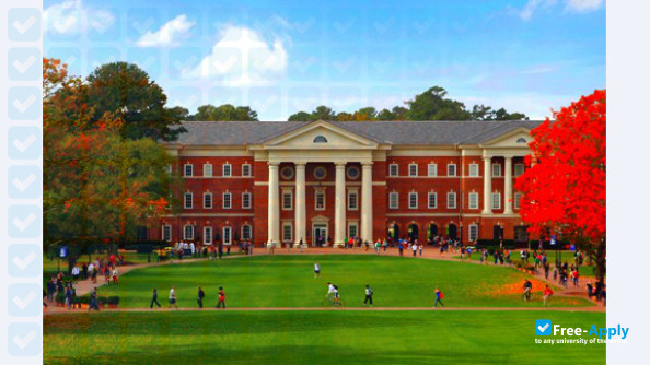 Foto de la Christopher Newport University #10