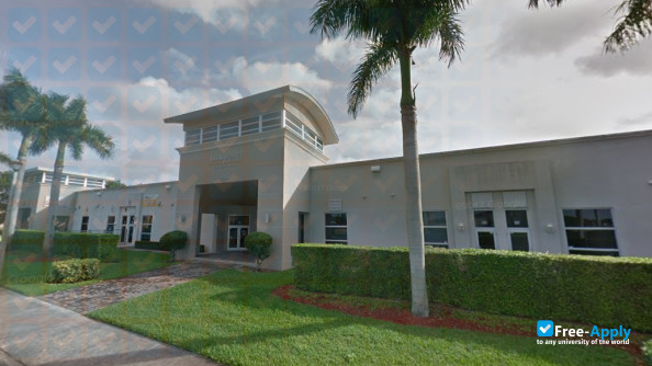 College of Business and Technology photo #4