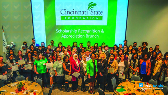 Cincinnati State Technical and Community College photo #9