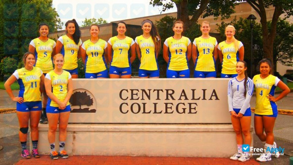 Centralia College photo #8