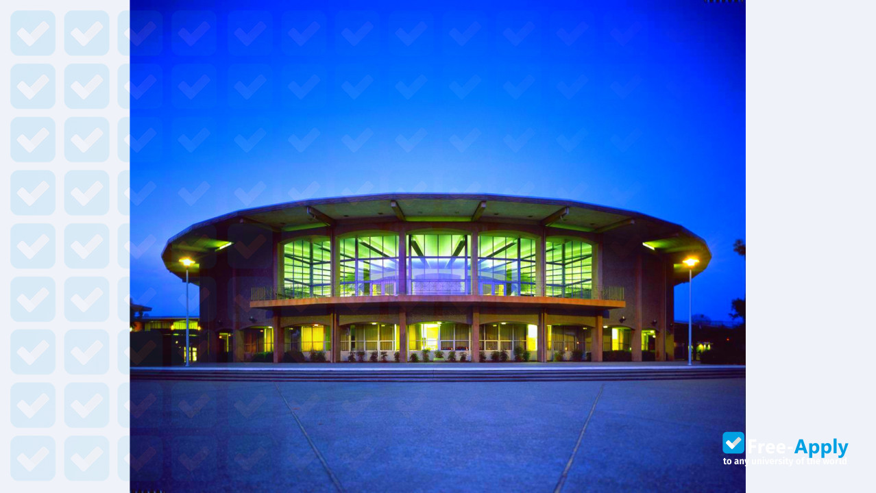 Chabot College photo #10