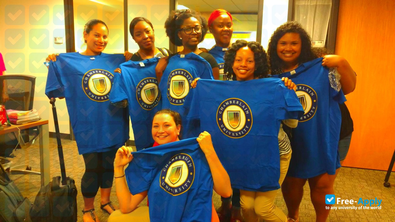 Chamberlain College of Nursing photo #1