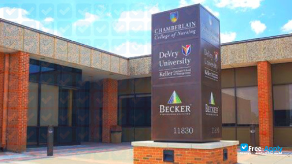Chamberlain College of Nursing photo #3