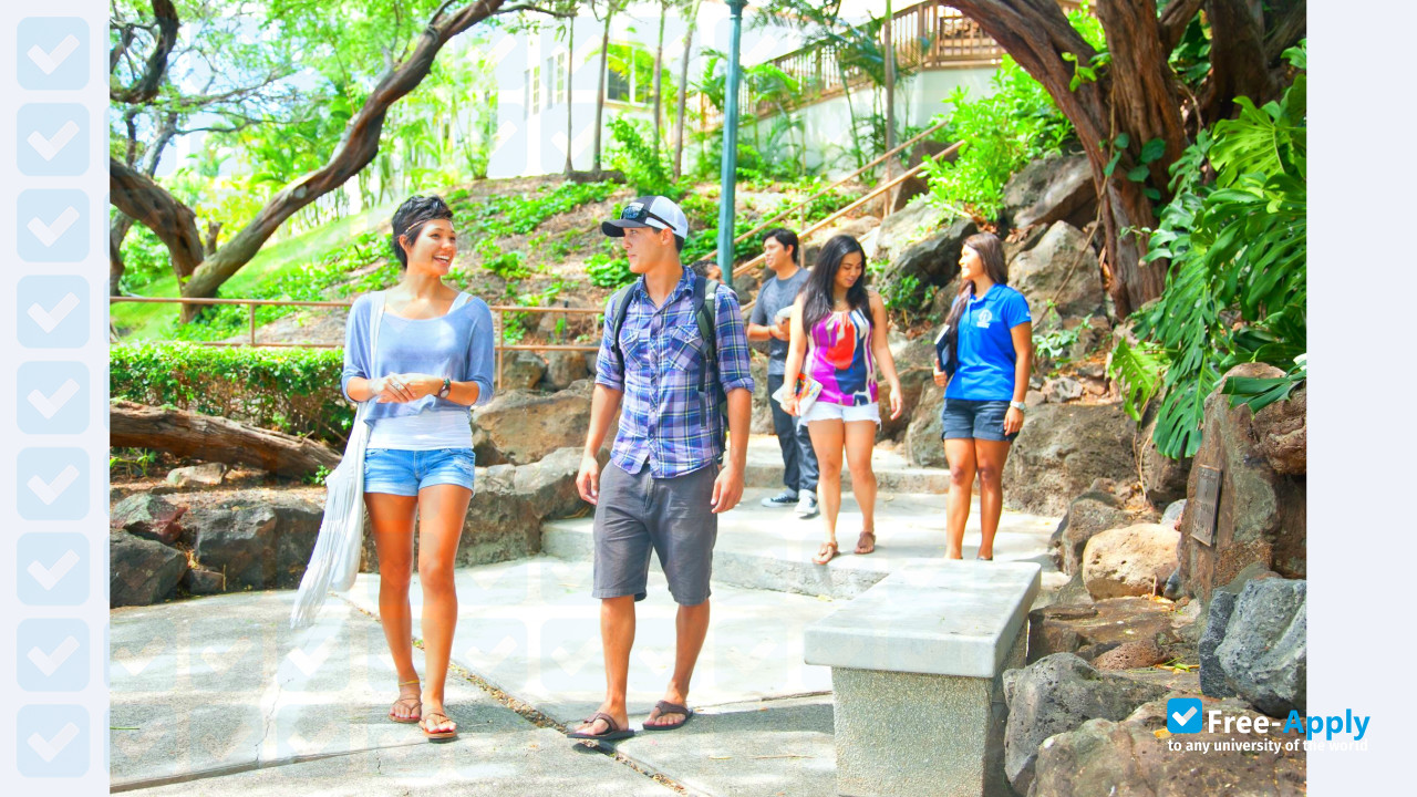 Foto de la Chaminade University of Honolulu #2