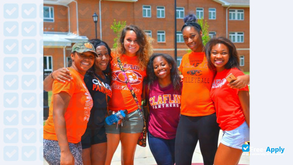 Foto de la Claflin University #6