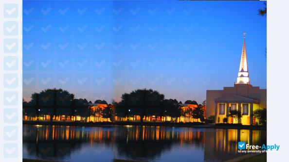 Charleston Southern University photo #6
