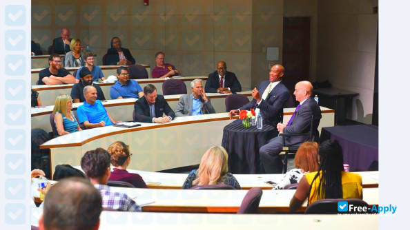 Photo de l’Claremont Graduate University #5