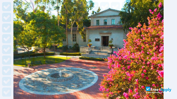 Photo de l’Claremont Graduate University #7