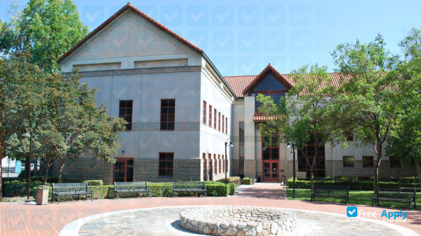 Photo de l’Claremont Graduate University #14