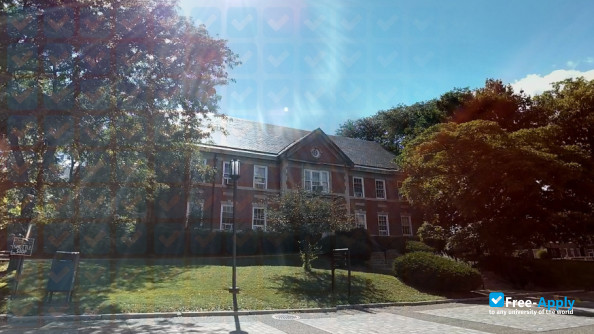Chatham University фотография №2