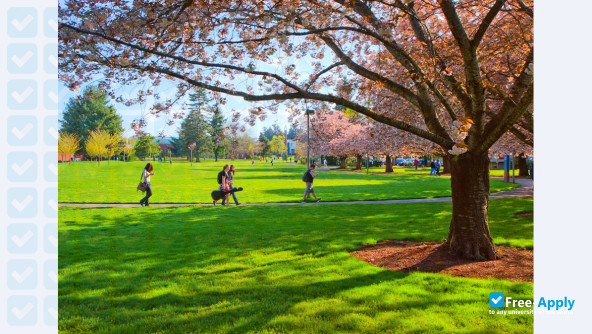 Clark College photo #8
