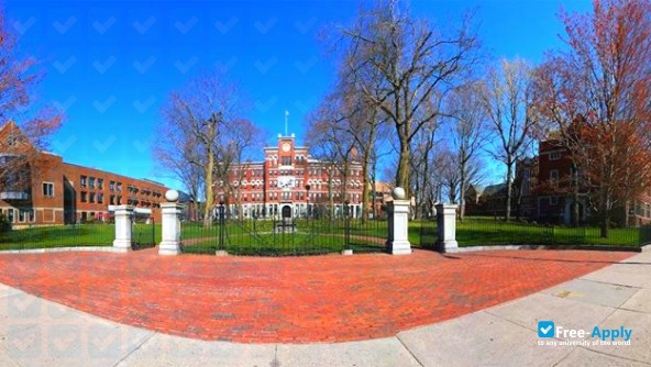 Clark University photo #12