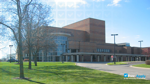 College of Lake County photo #3