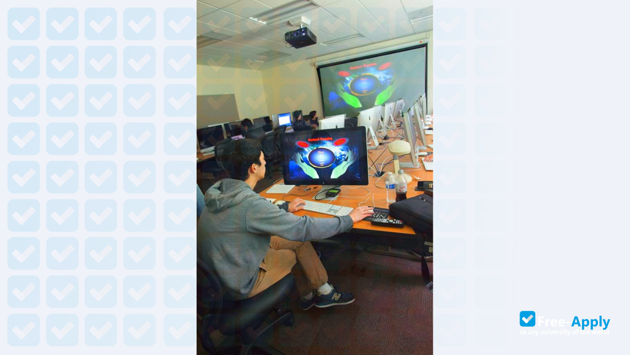 Foto de la College of Marin #5