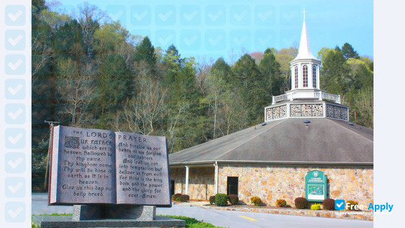 Clear Creek Baptist Bible College photo #6