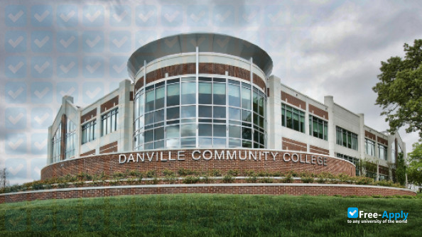 Foto de la Danville Community College #10