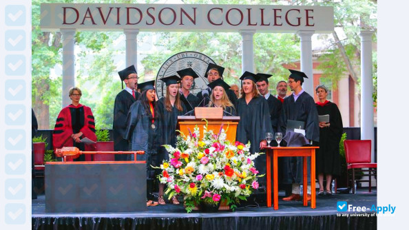 Foto de la Davidson College #4