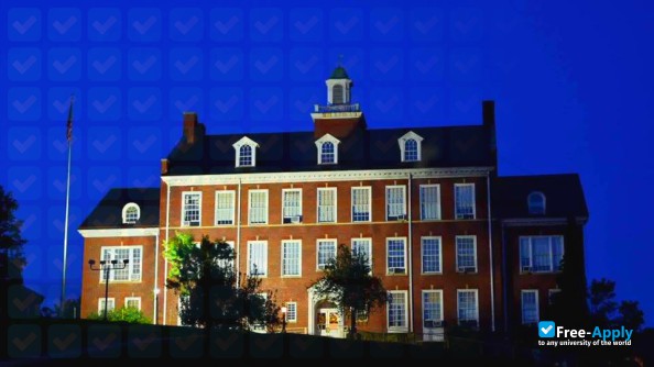 Davis & Elkins College photo #2