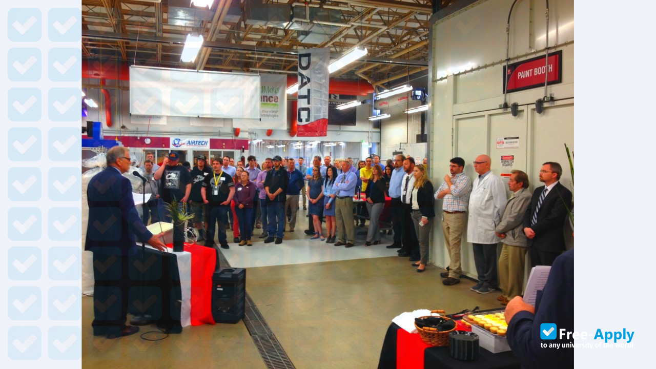 Foto de la Davis Applied Technology College #4