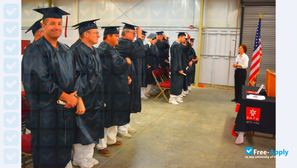 Foto de la Davis Applied Technology College #9