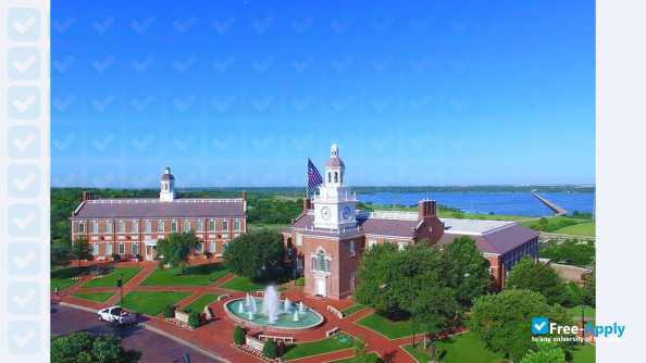 Foto de la Dallas Baptist University #2
